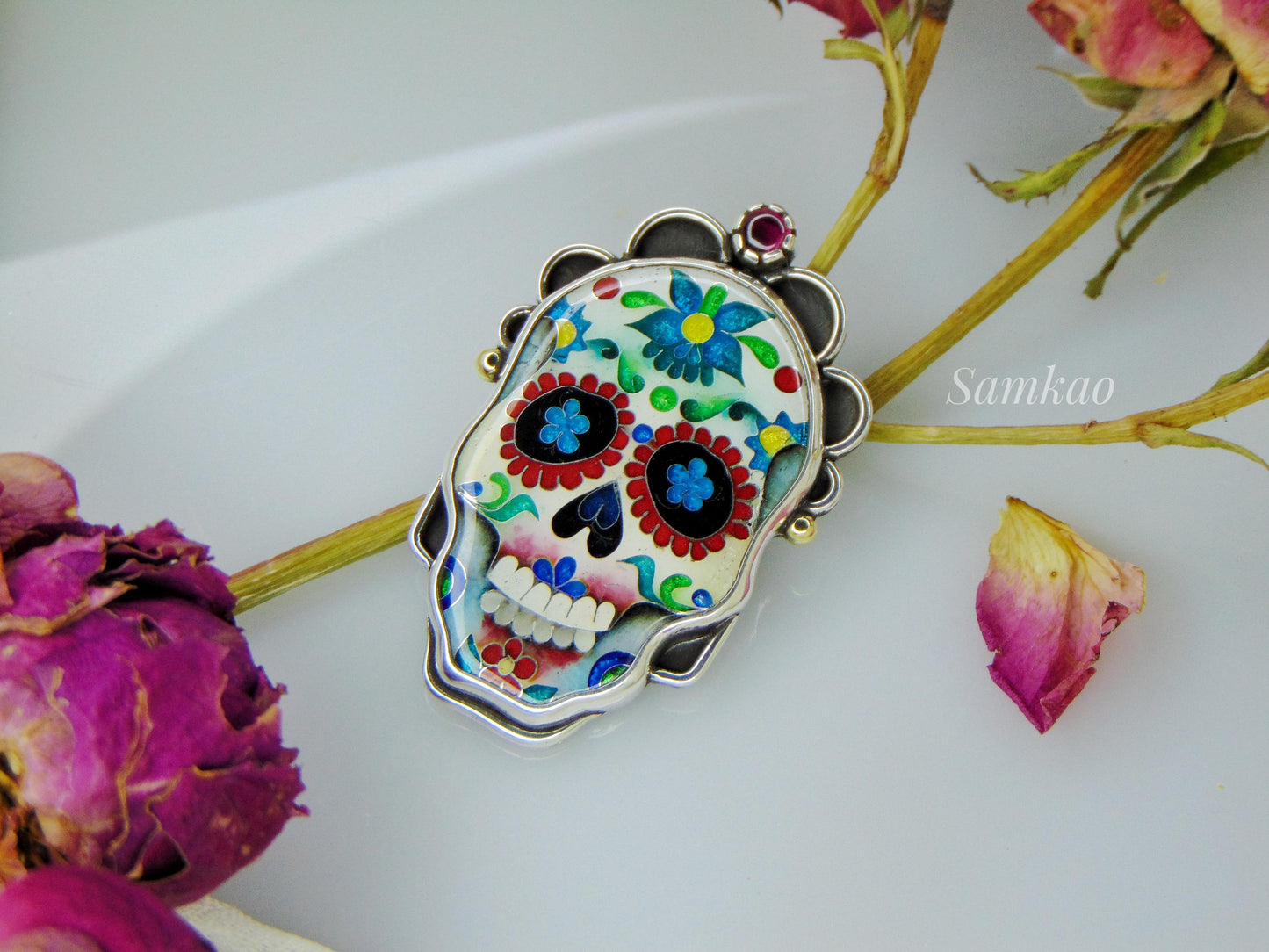 Skull pendant, Calavera skull pendant, Cloisonne enamel, Sterling silver, Sugar skull pendant