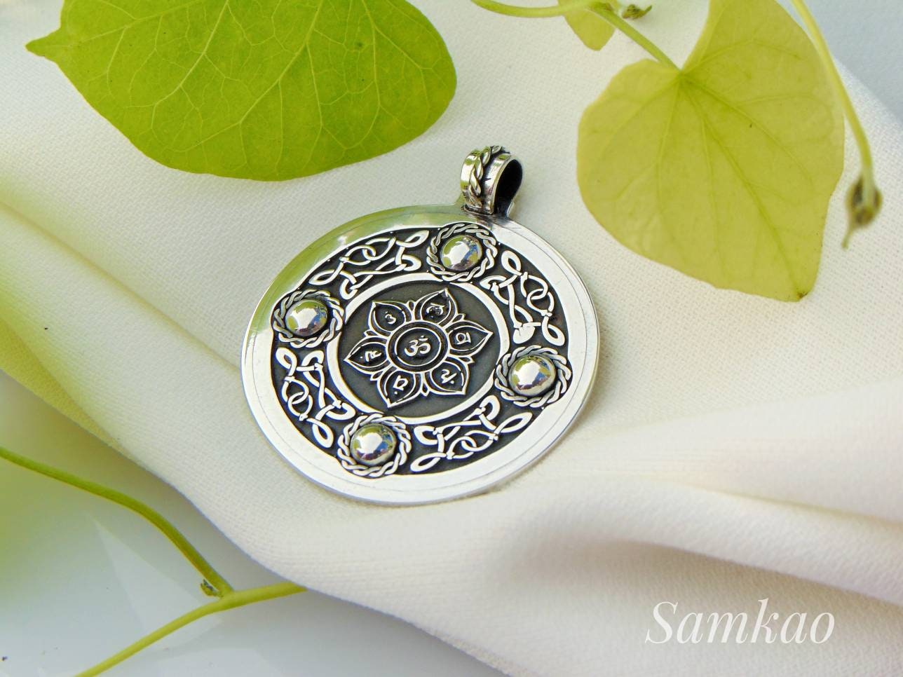 Chakra healing energy necklace,Seven 7 chakras pendant,Ethnic Fine silver pendant,Lotus necklace,Yoga chakra, Meditation jewelry,Silver 999