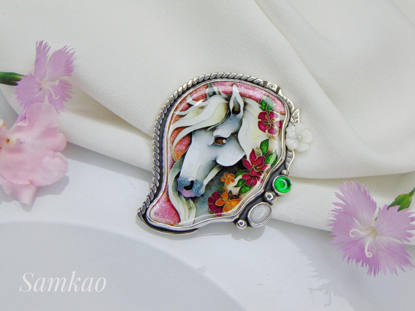 Enamel Horse Pendant – Cloisonné Enamel Art, 950 Silver, Moonstone, Chrysoprase, Mother-of-Pearl Flower