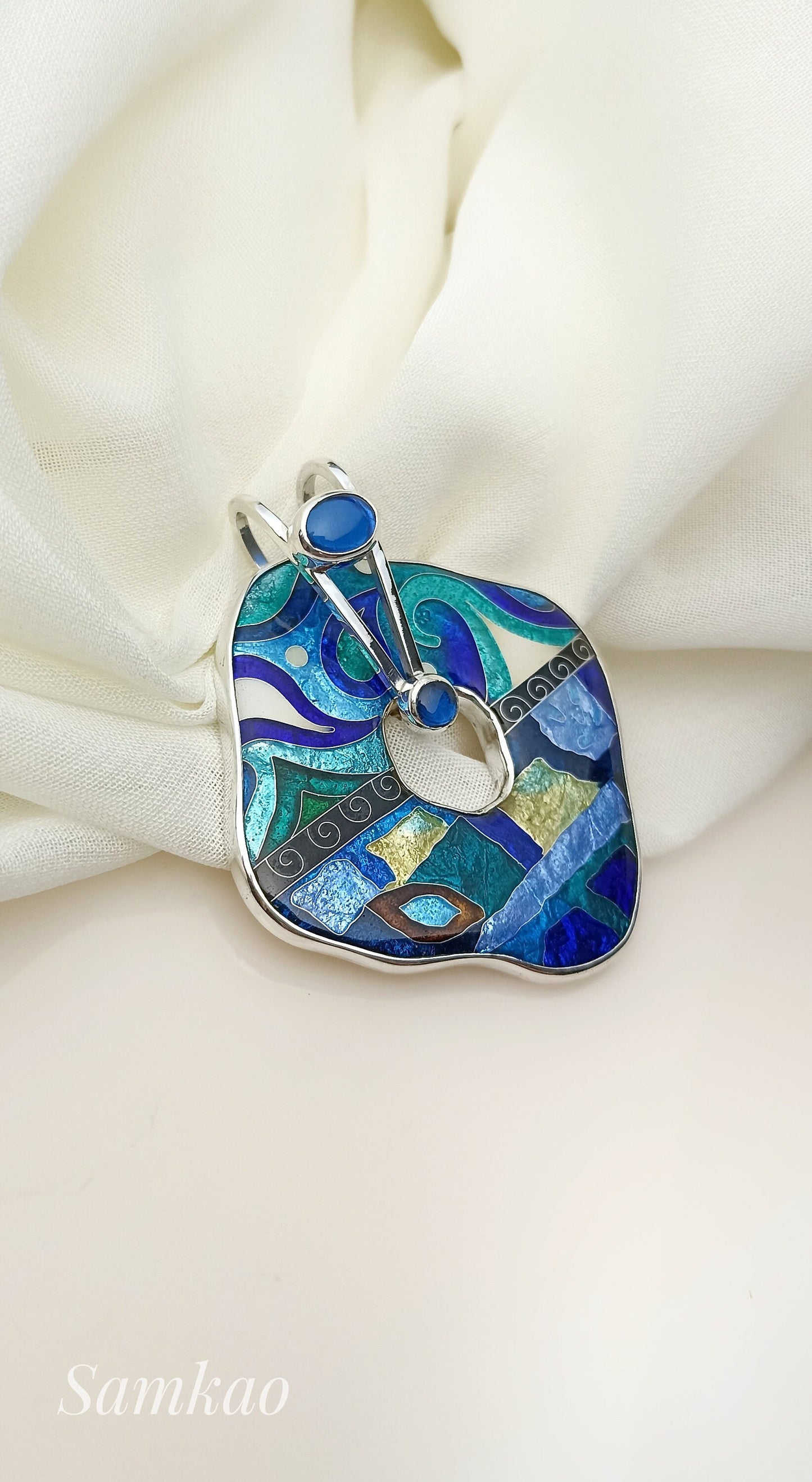 Cloisonné Enamel Pendant – Handmade Fine Silver, Artistic Design