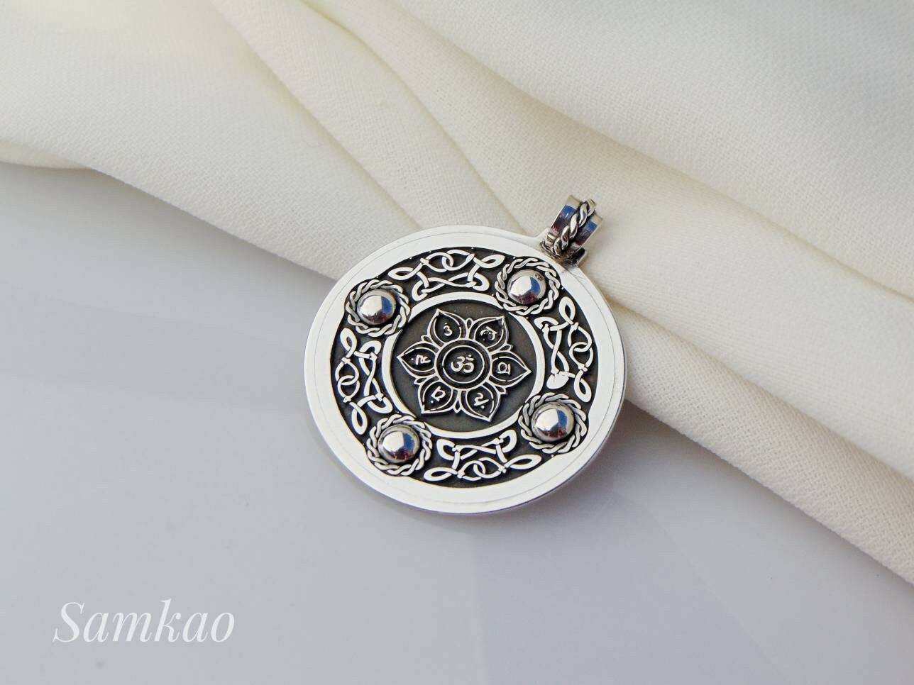 Chakra healing energy necklace,Seven 7 chakras pendant,Ethnic Fine silver pendant,Lotus necklace,Yoga chakra, Meditation jewelry,Silver 999