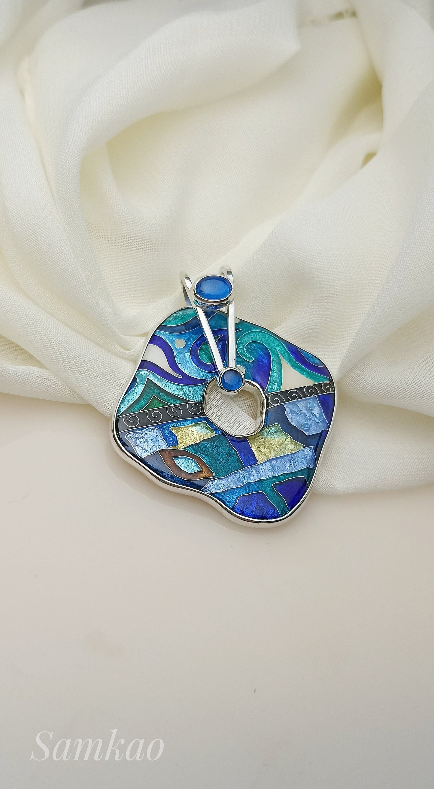 Cloisonné Enamel Pendant – Handmade Fine Silver, Artistic Design