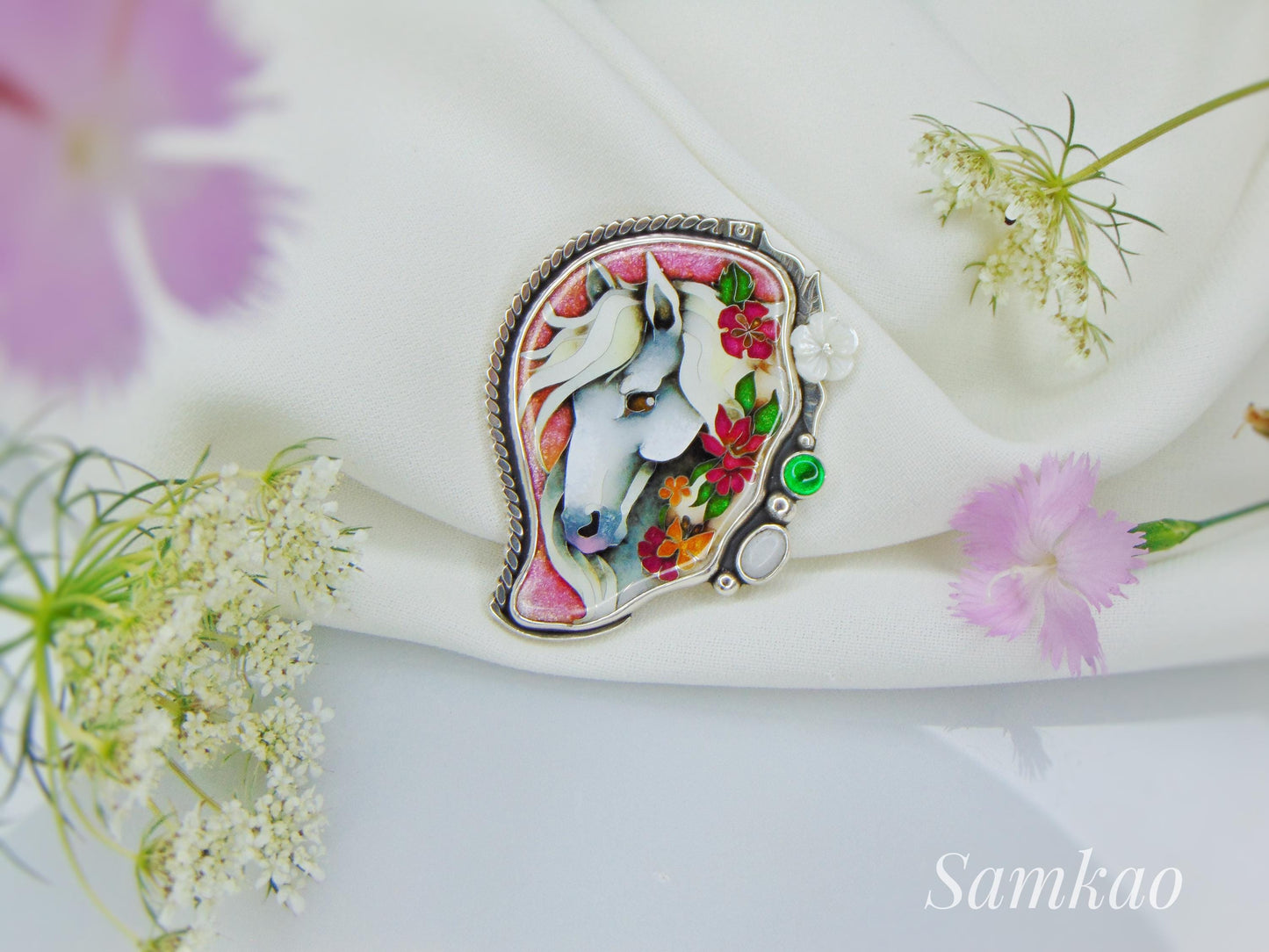 Enamel Horse Pendant – Cloisonné Enamel Art, 950 Silver, Moonstone, Chrysoprase, Mother-of-Pearl Flower