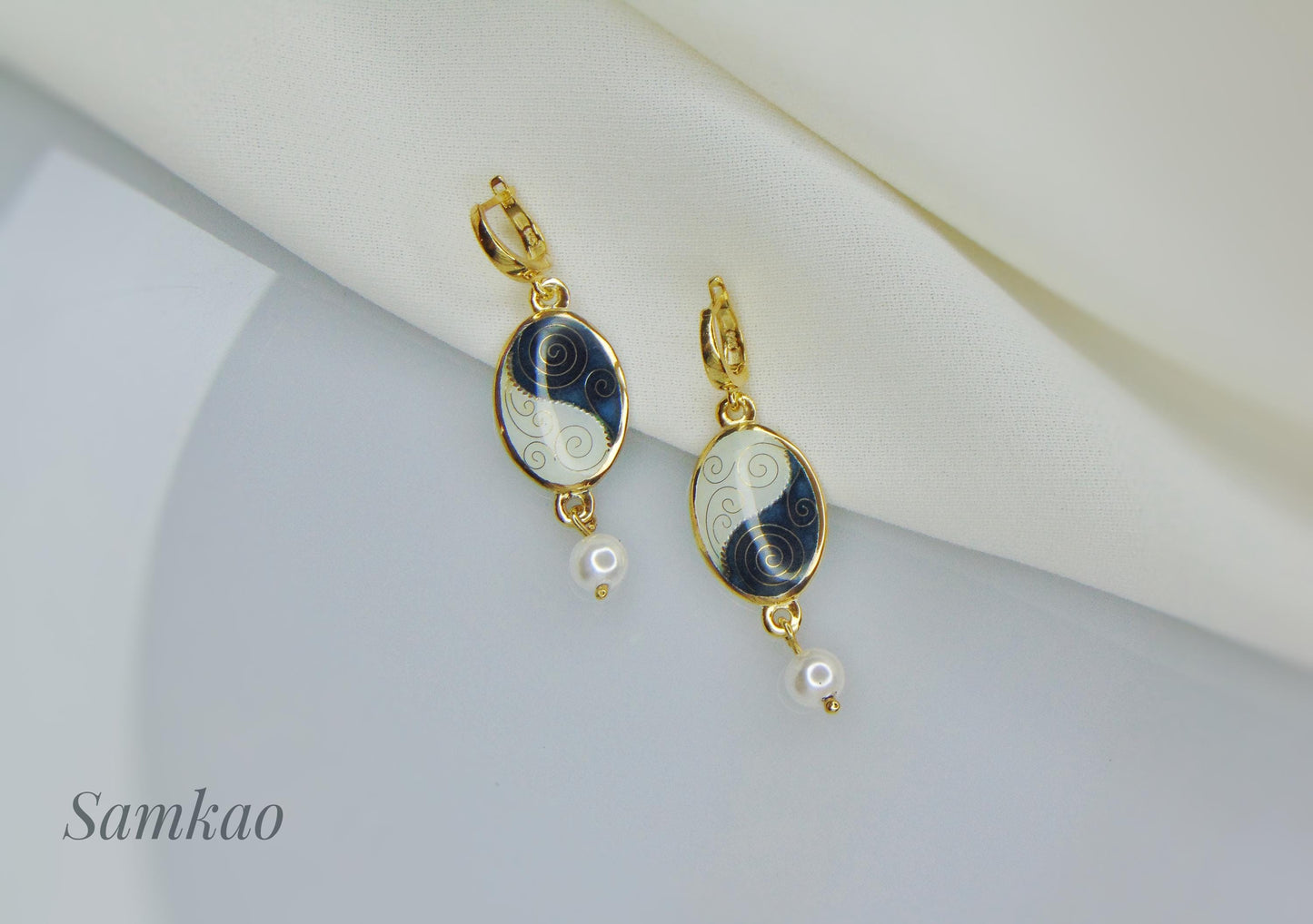 Gold Plated 24k  Black & White Enamel Earrings, Oval Dangle Earrings with Pearl Bead, Elegant Everyday Jewelry, Cloisonné Style